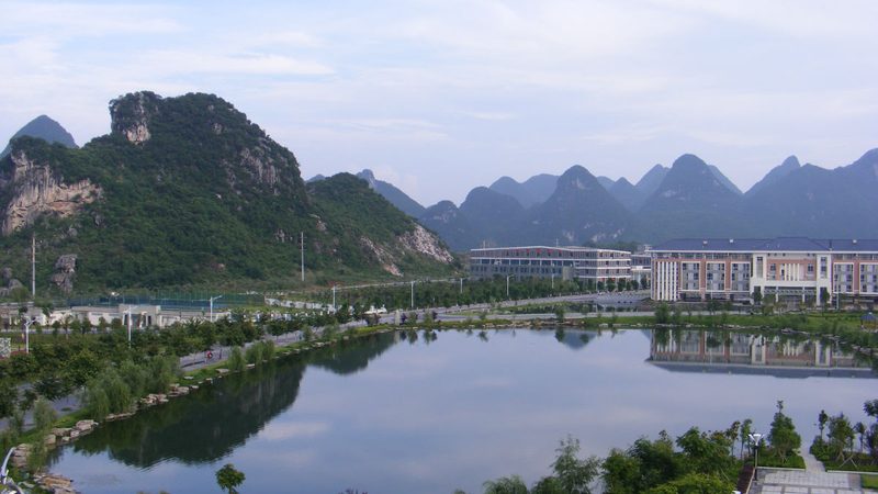 高精度PCB板：揭秘一平米价格背后的秘密
