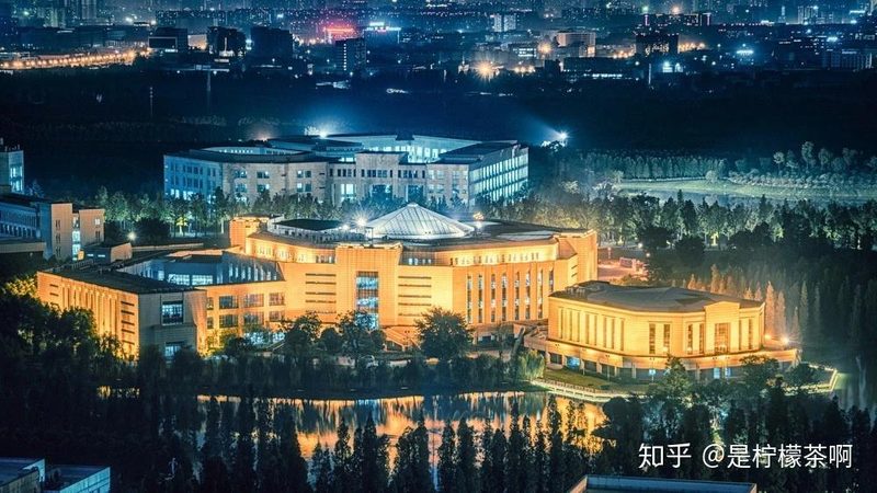 芯片封装尺寸揭秘：规格型号背后的秘密
